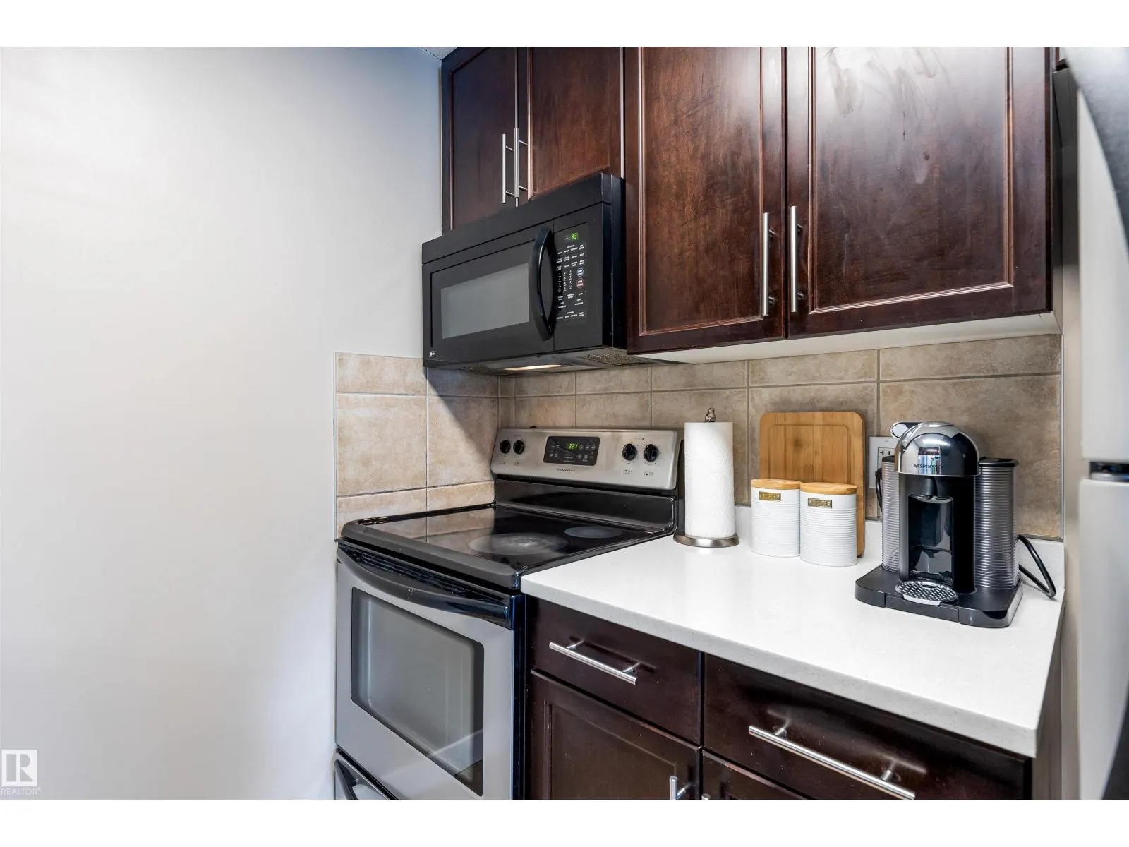 #305 1204 156 ST NW
