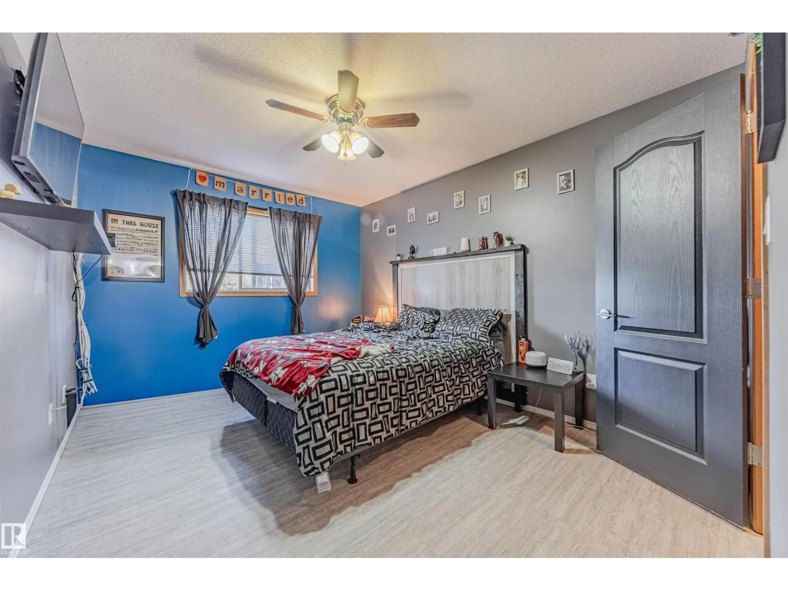 664 KANANASKIS DR