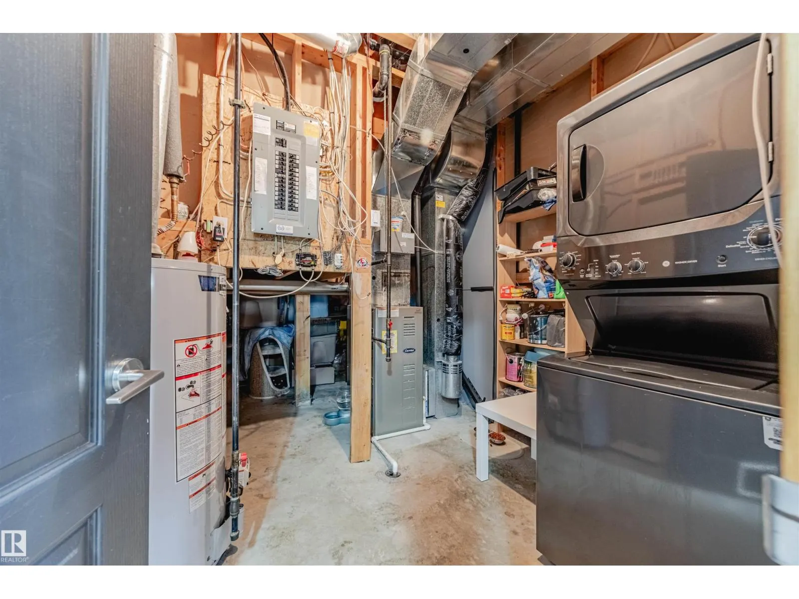 664 KANANASKIS DR