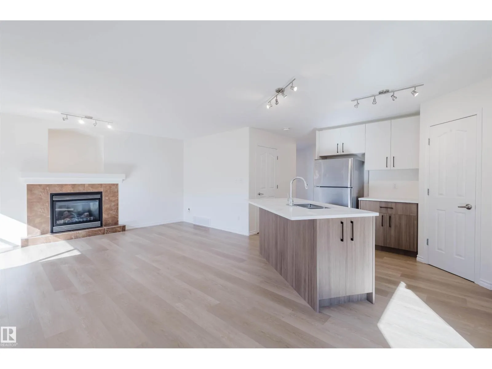 135 RUE MARQUET