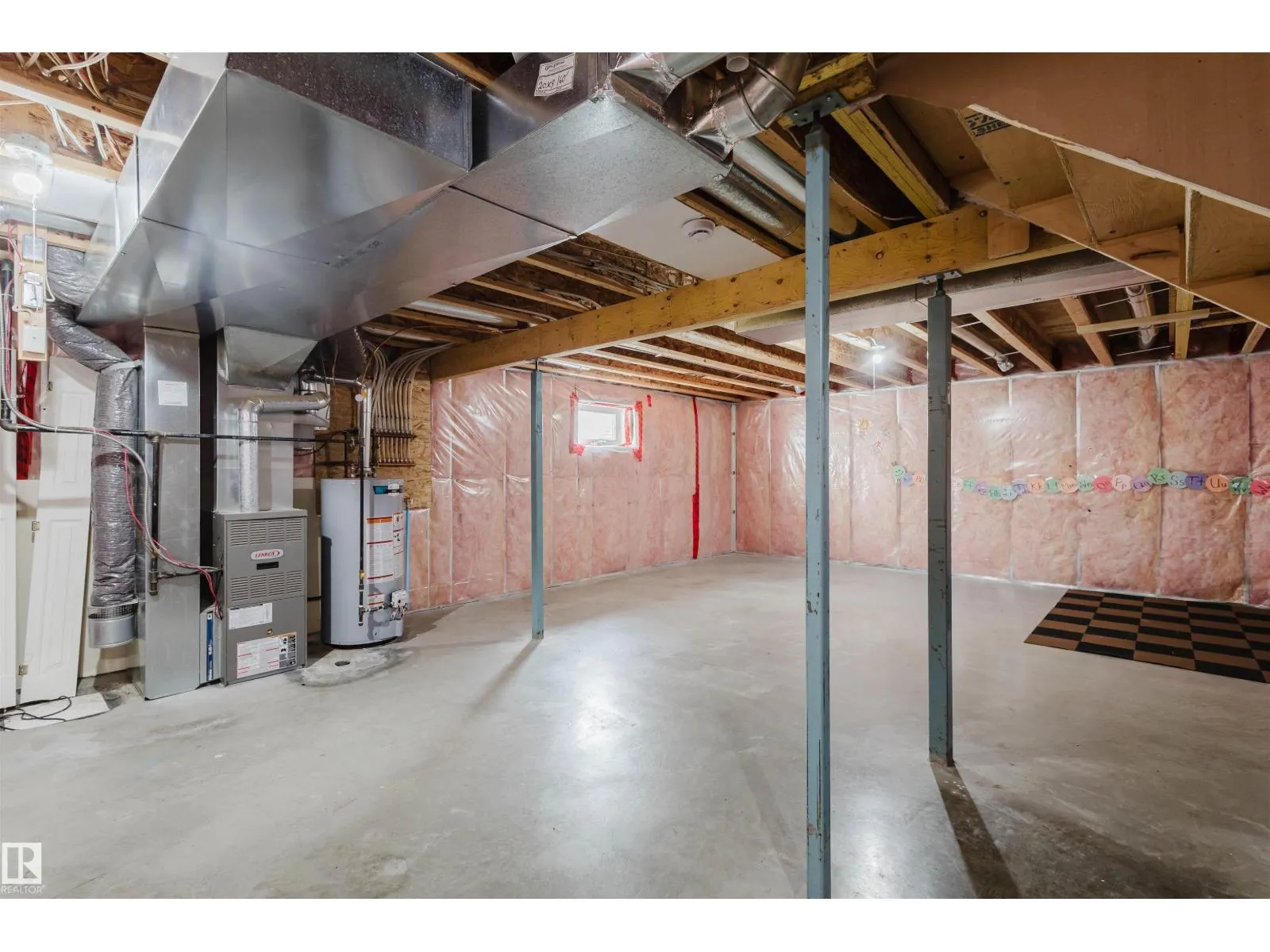 135 RUE MARQUET