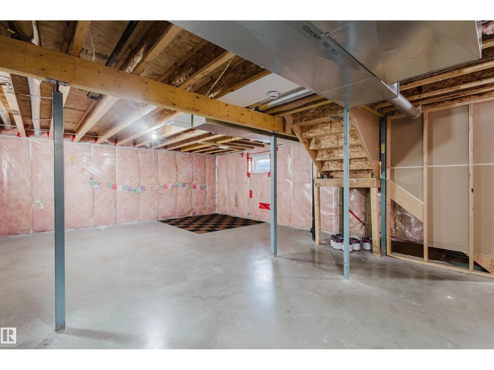 135 RUE MARQUET