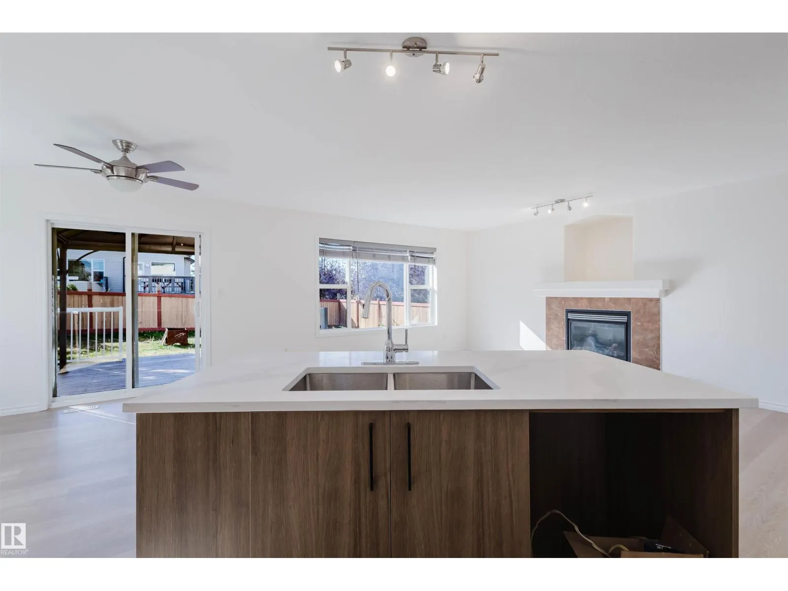 135 RUE MARQUET