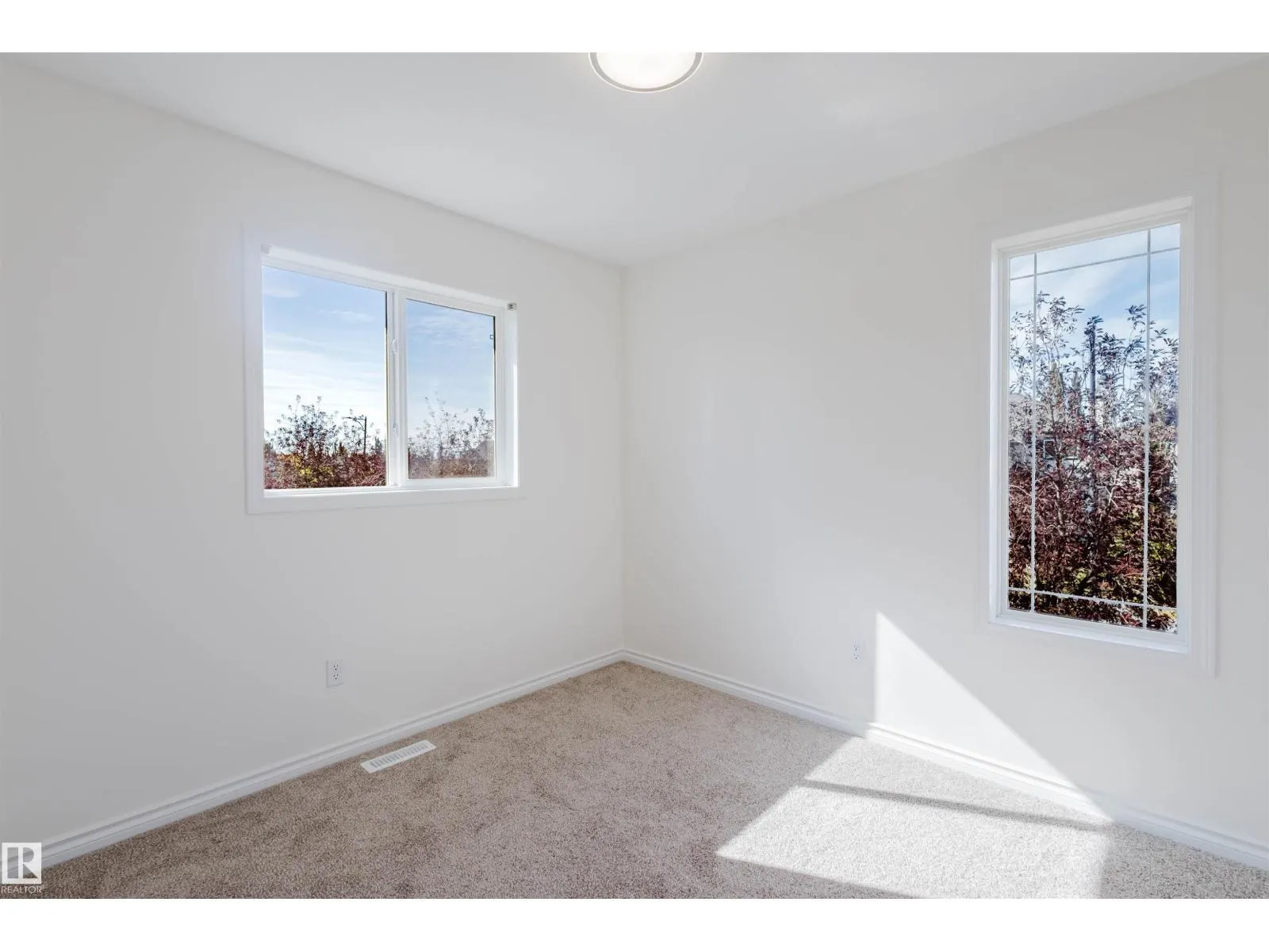 135 RUE MARQUET
