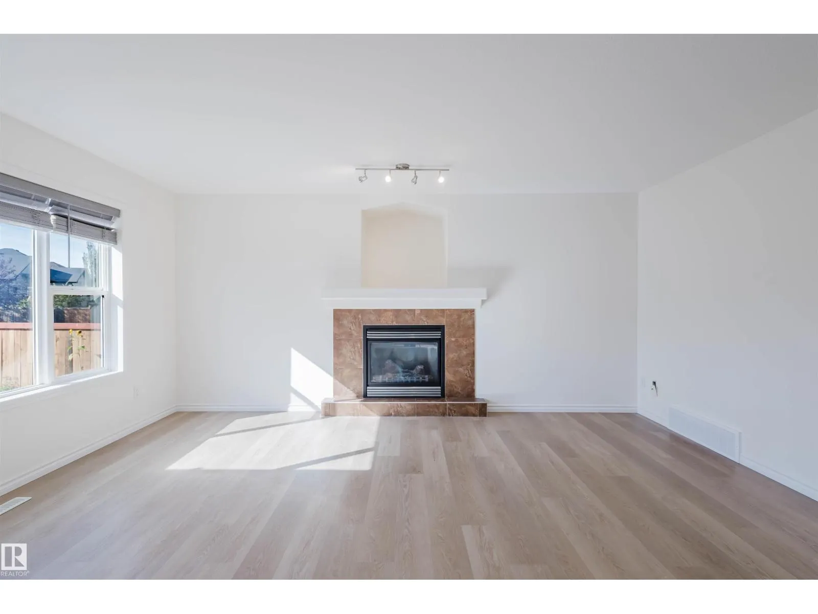 135 RUE MARQUET