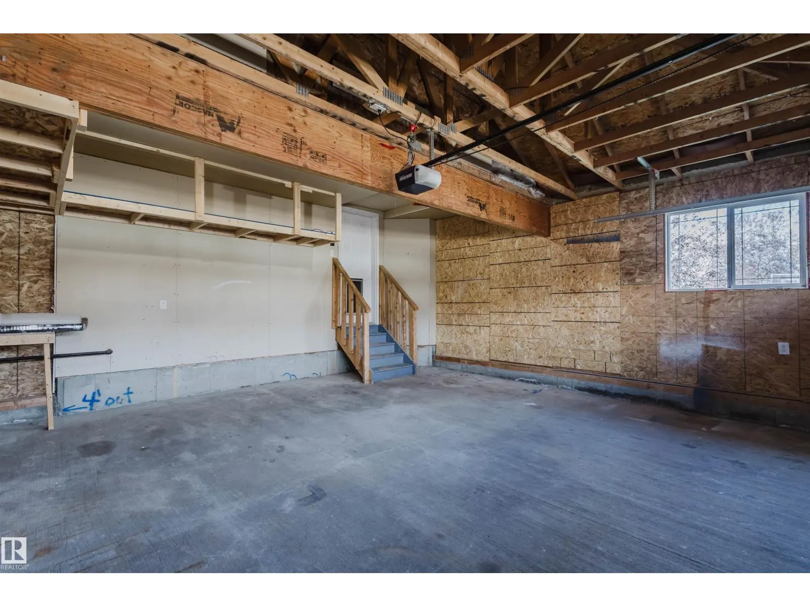 135 RUE MARQUET