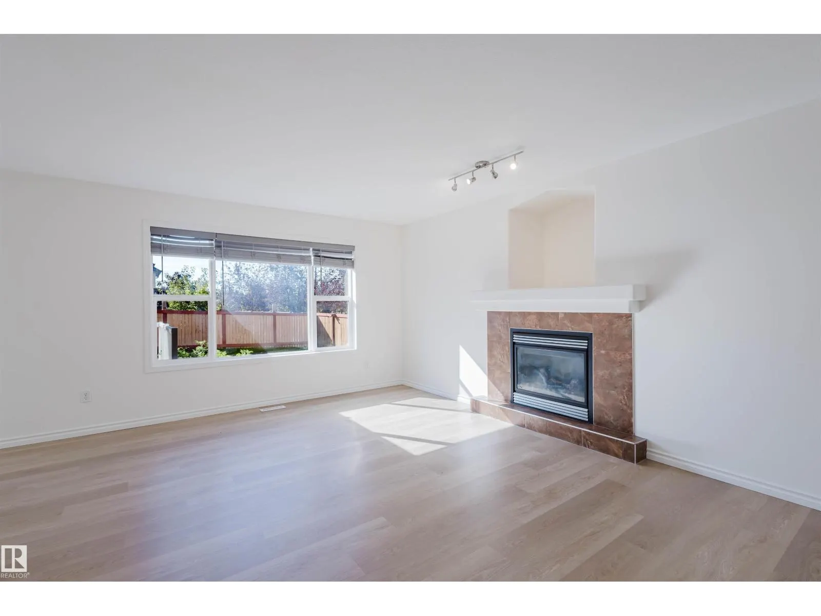 135 RUE MARQUET