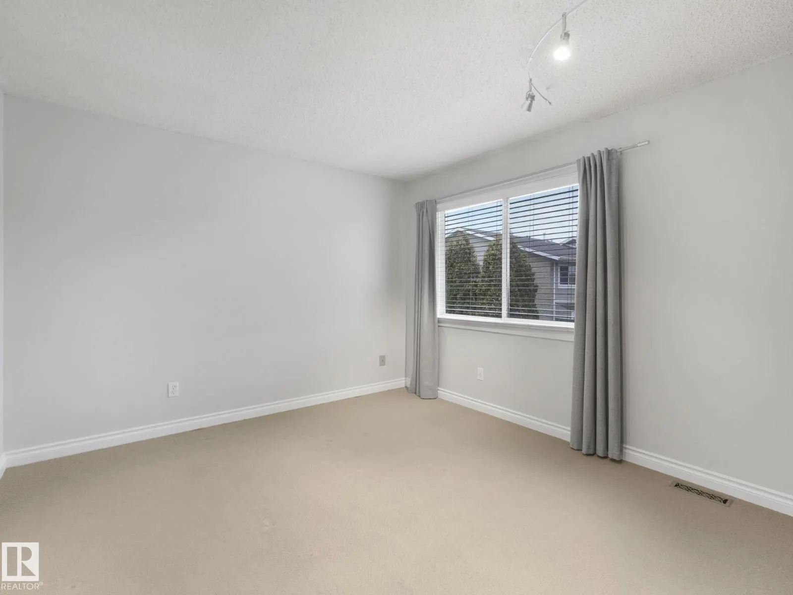 7351 180 ST NW
