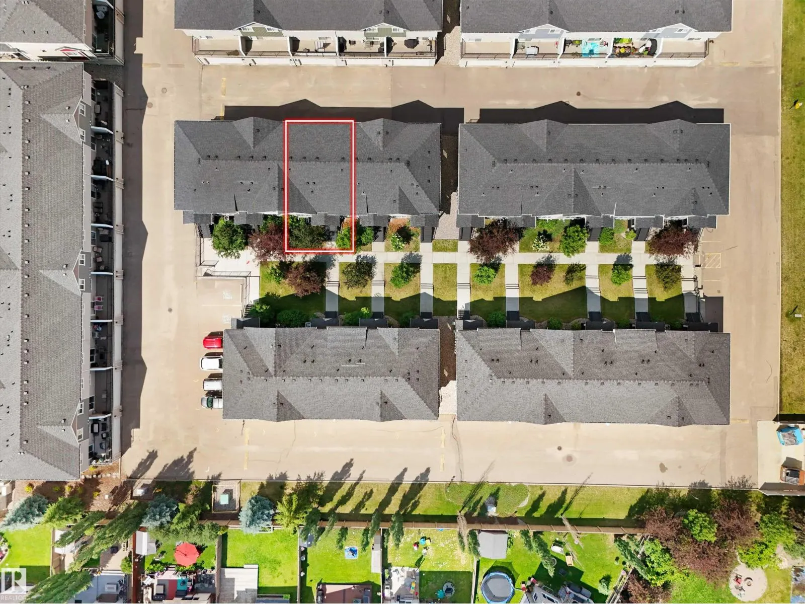 #33 9535 217 ST NW