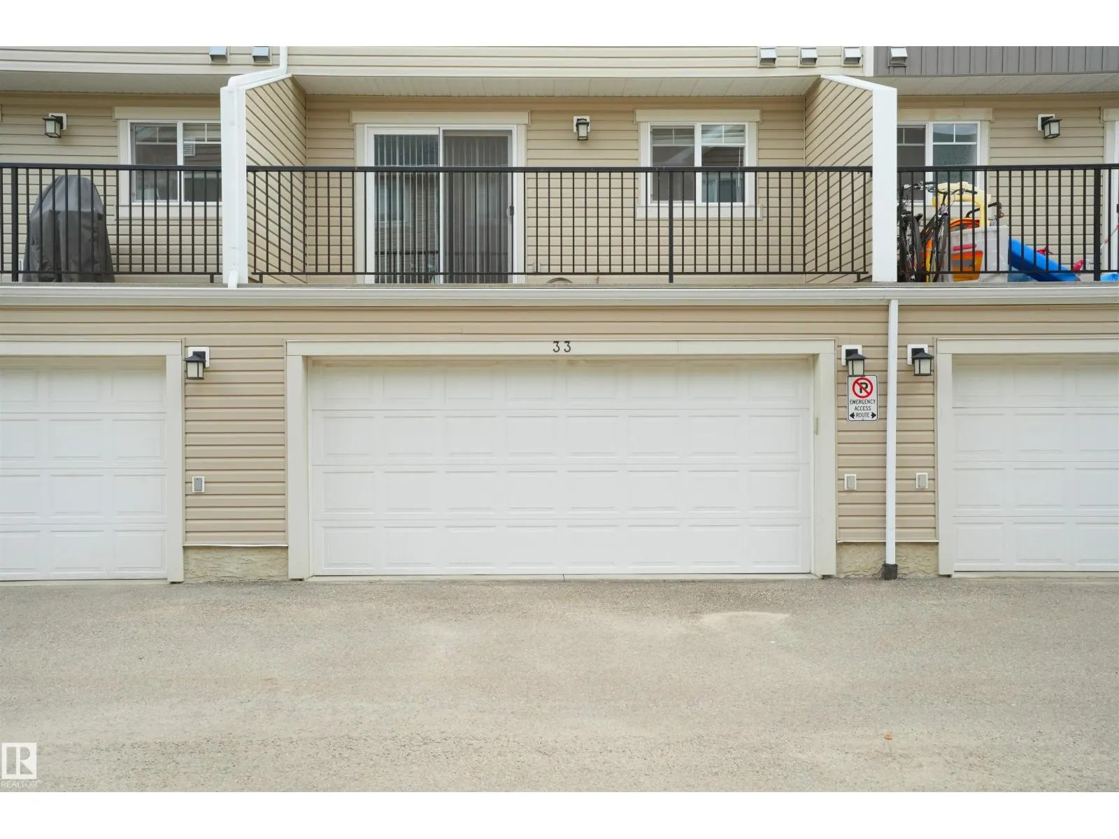 #33 9535 217 ST NW