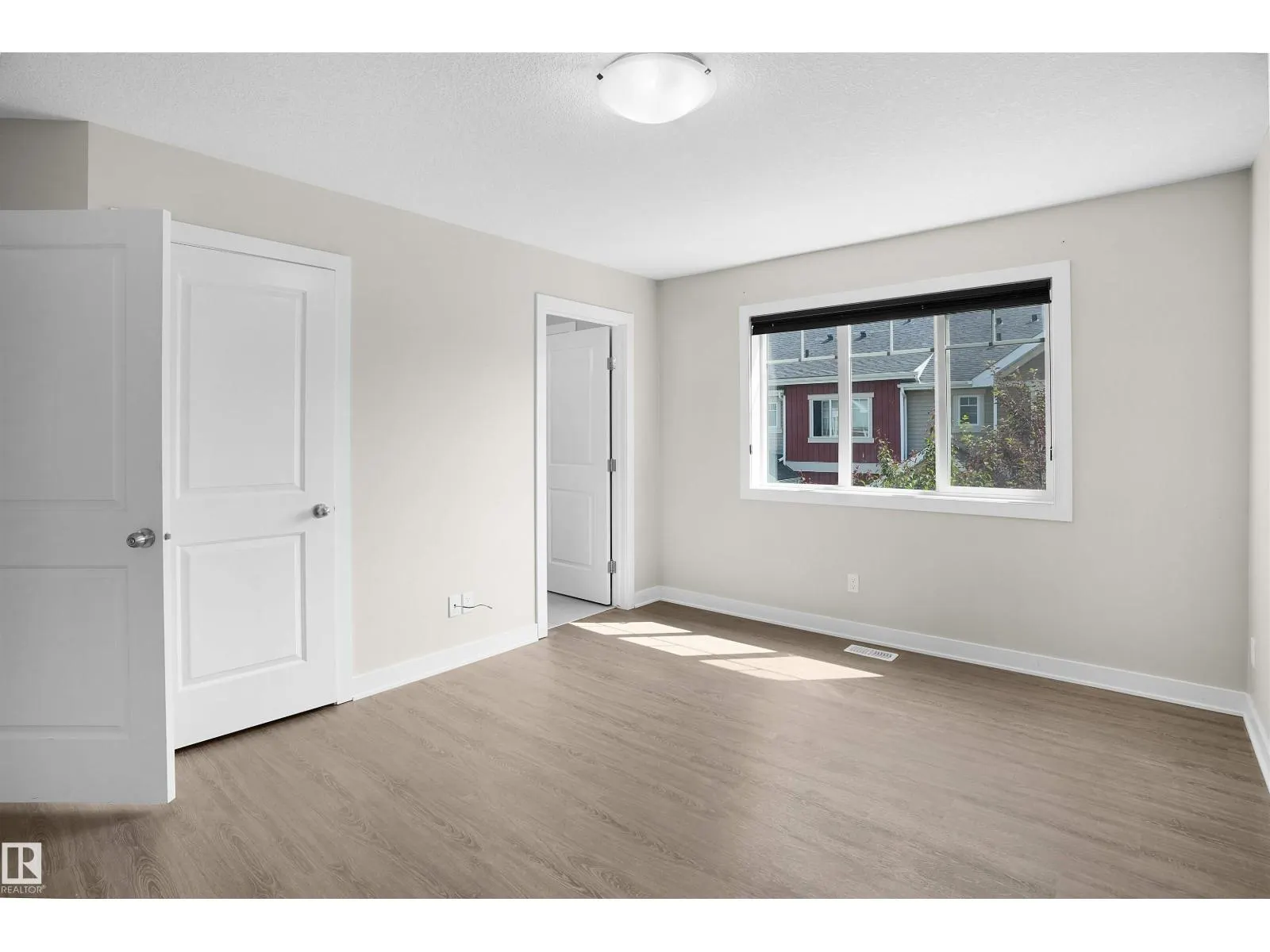 #33 9535 217 ST NW