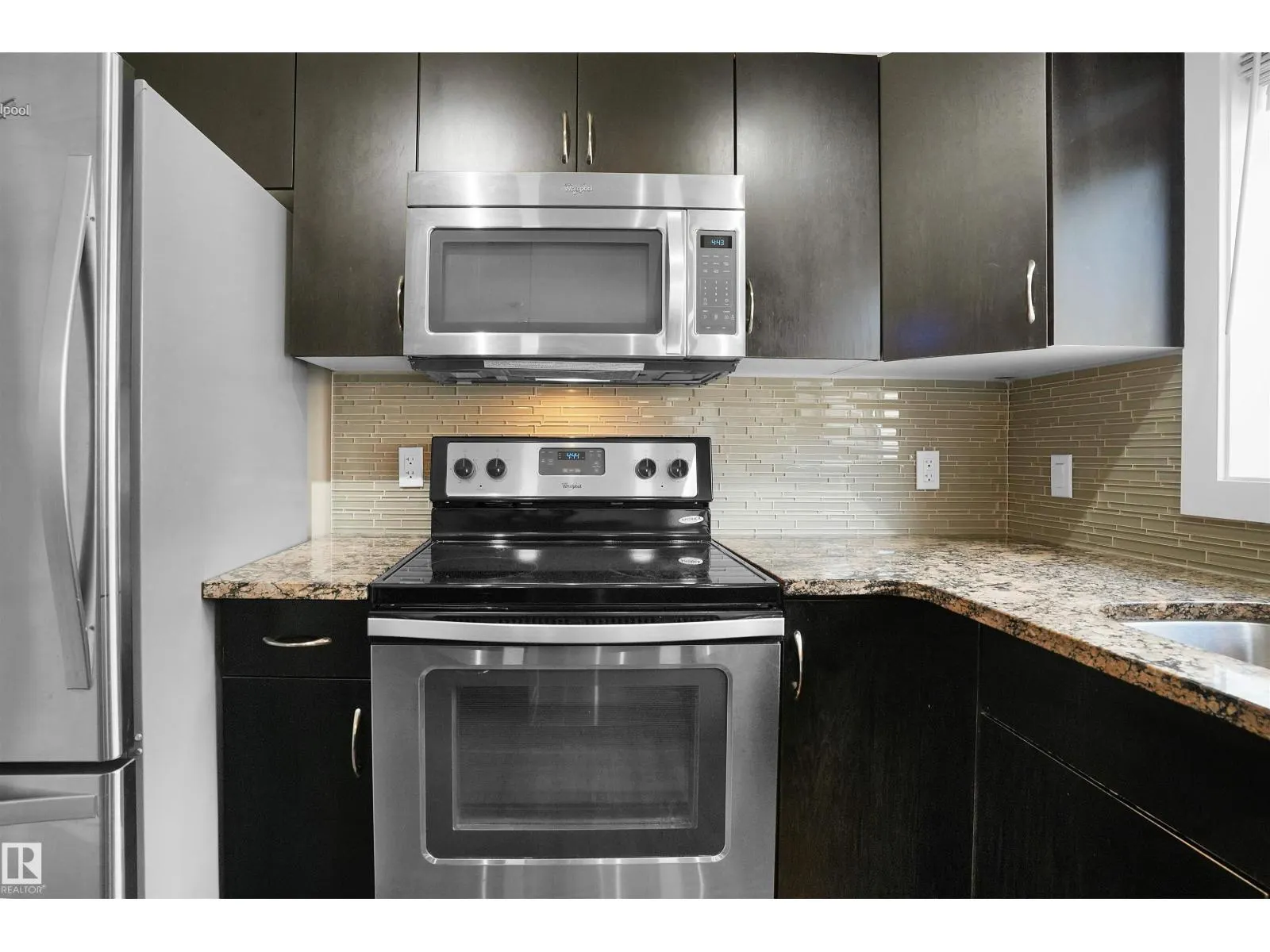 #33 9535 217 ST NW