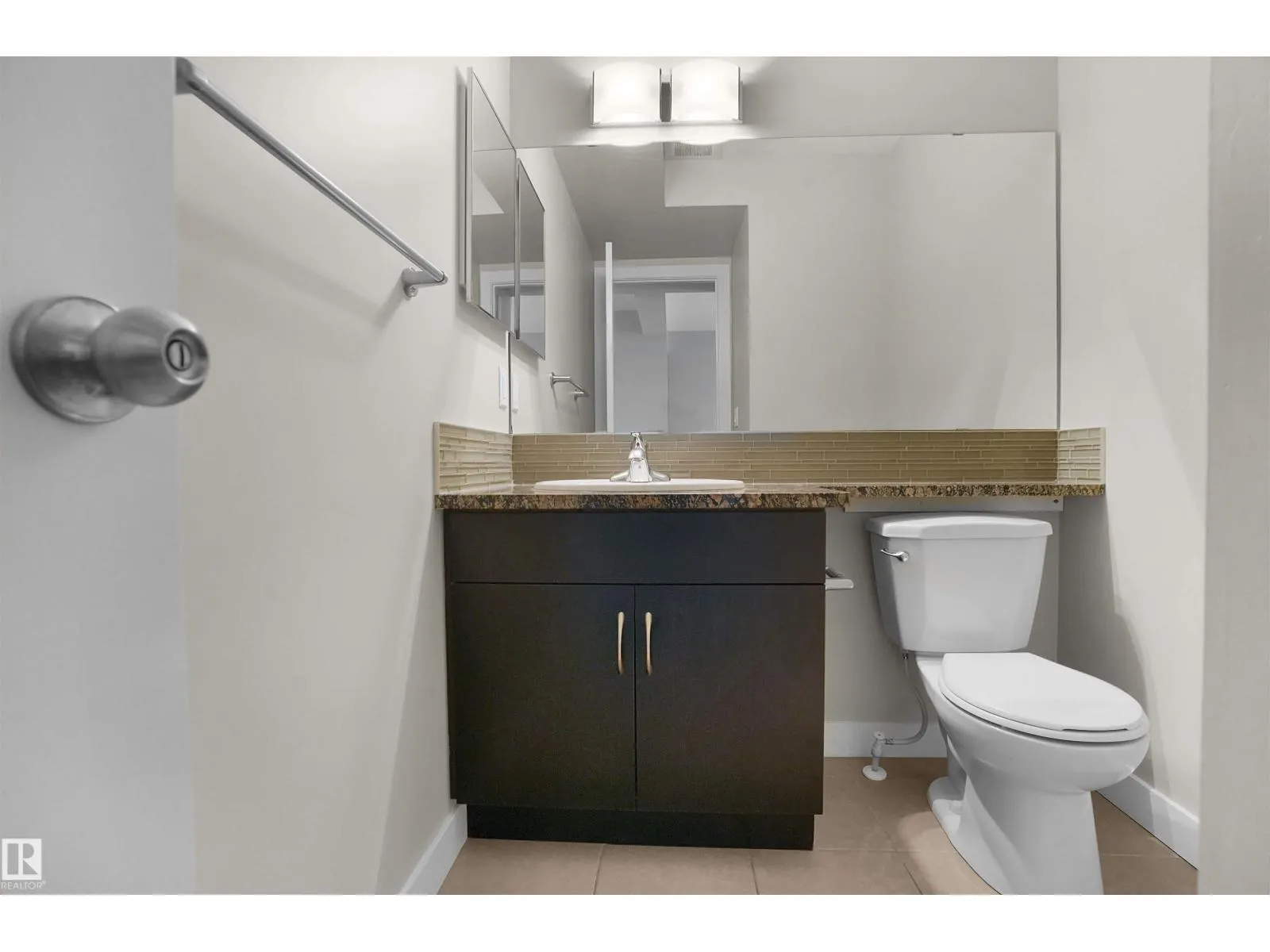#33 9535 217 ST NW