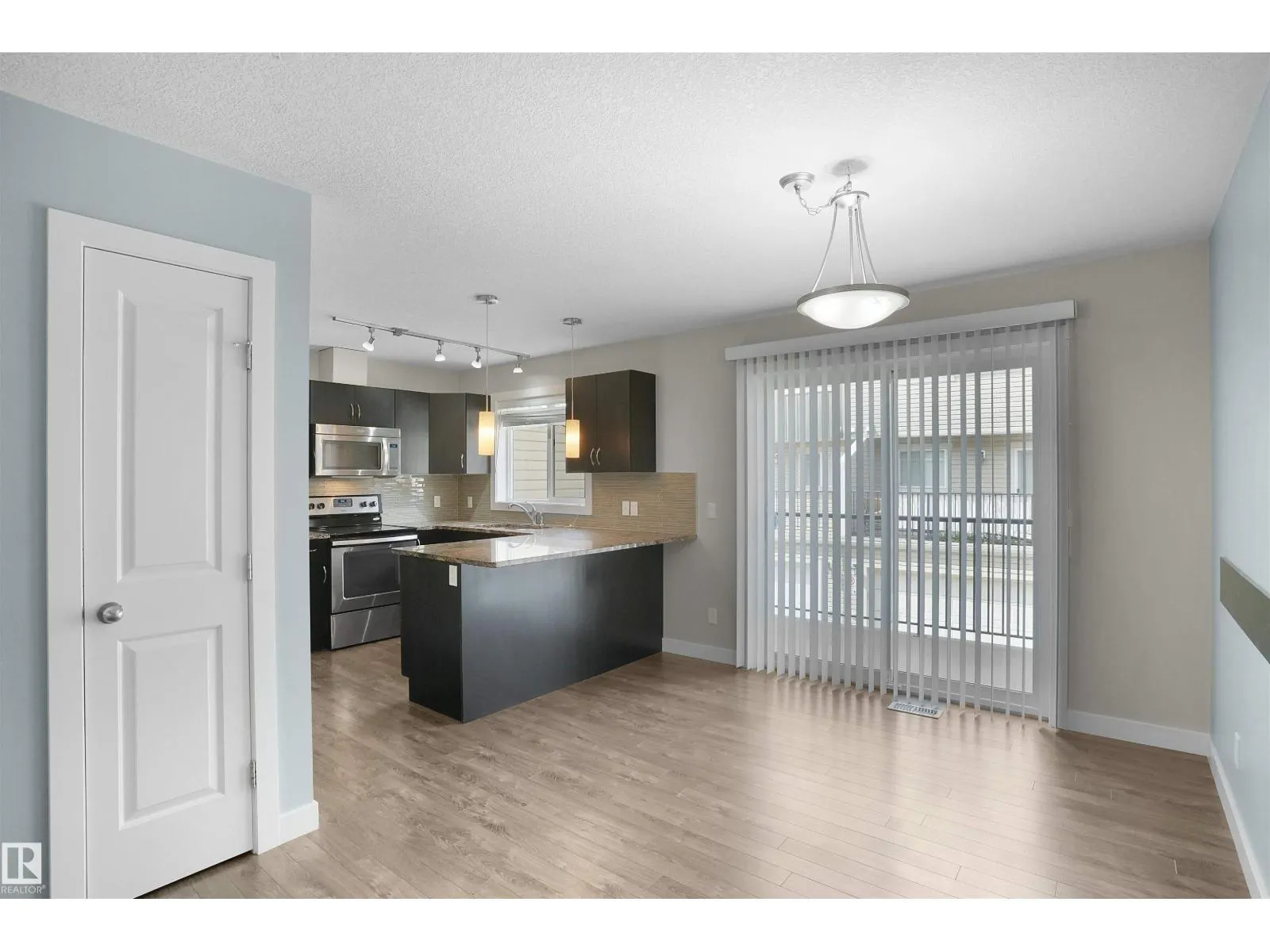 #33 9535 217 ST NW