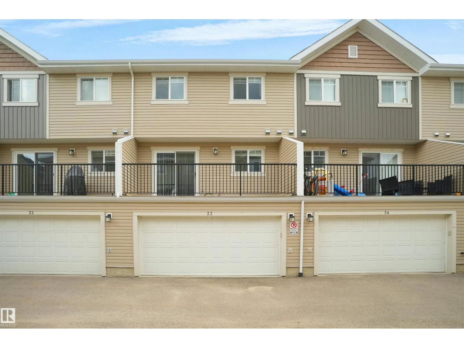 #33 9535 217 ST NW