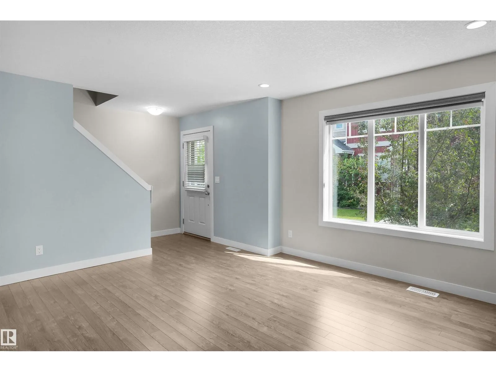 #33 9535 217 ST NW