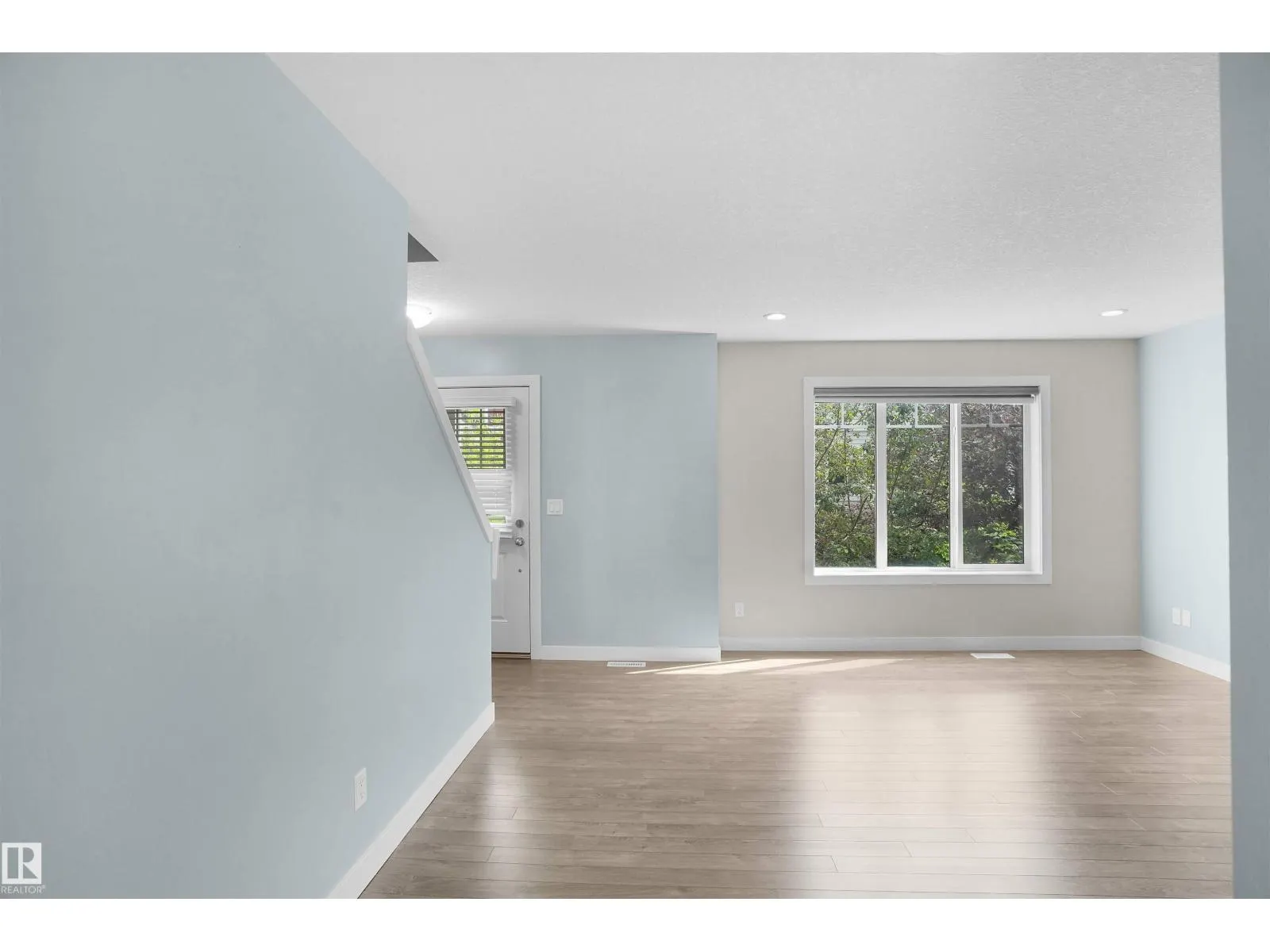 #33 9535 217 ST NW