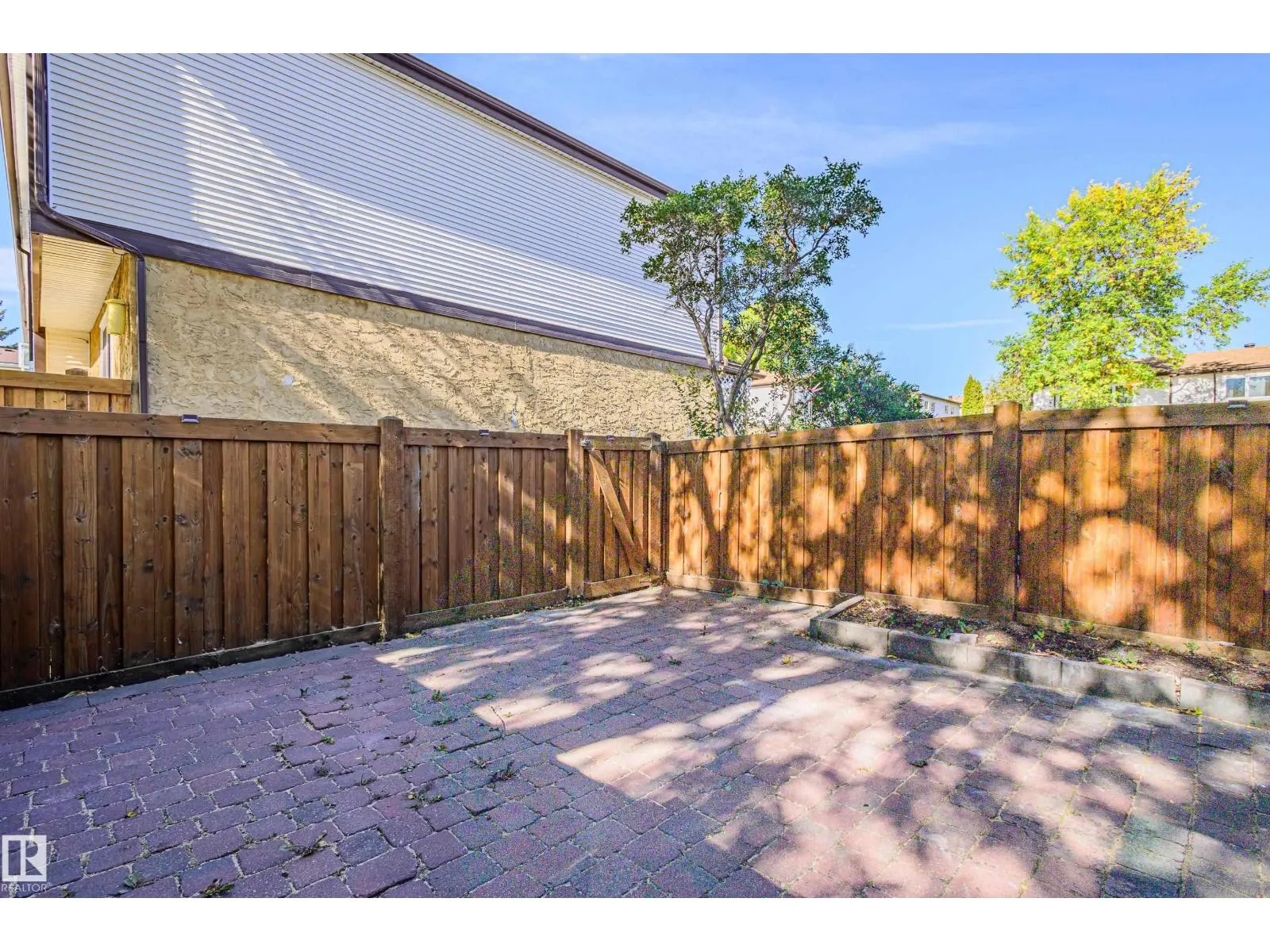 #45 14511 52 ST NW