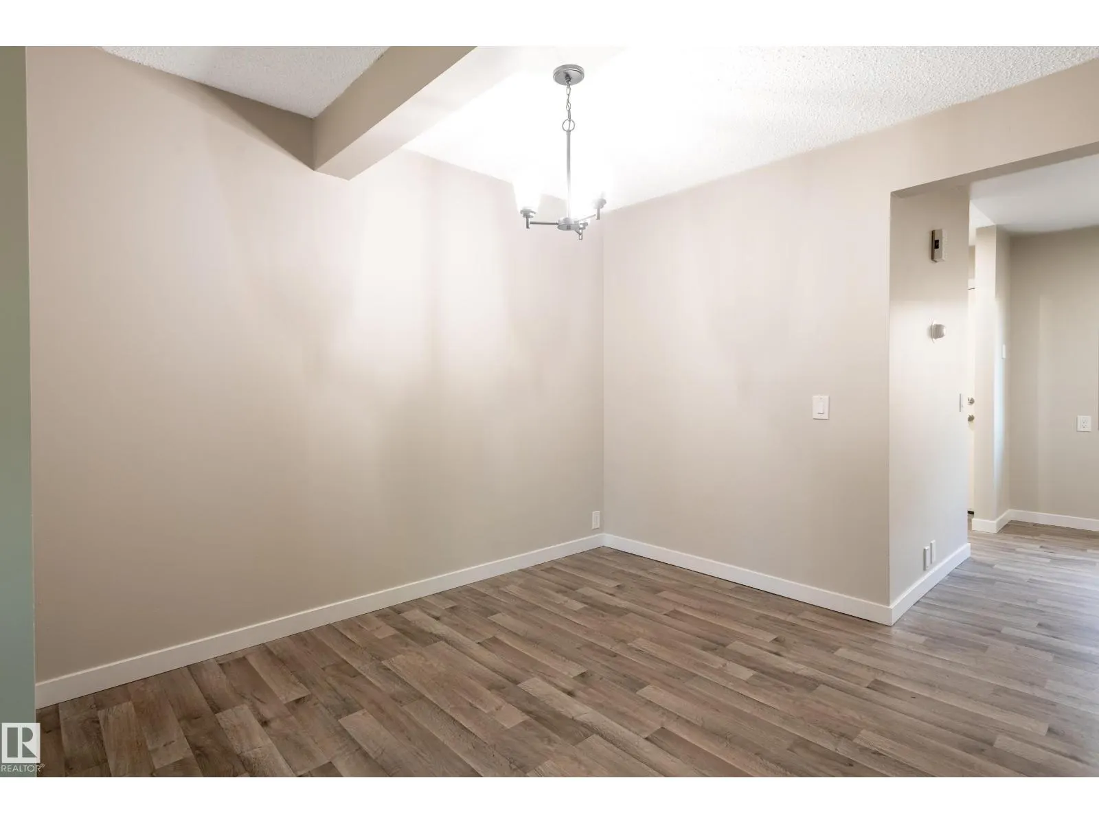 #45 14511 52 ST NW