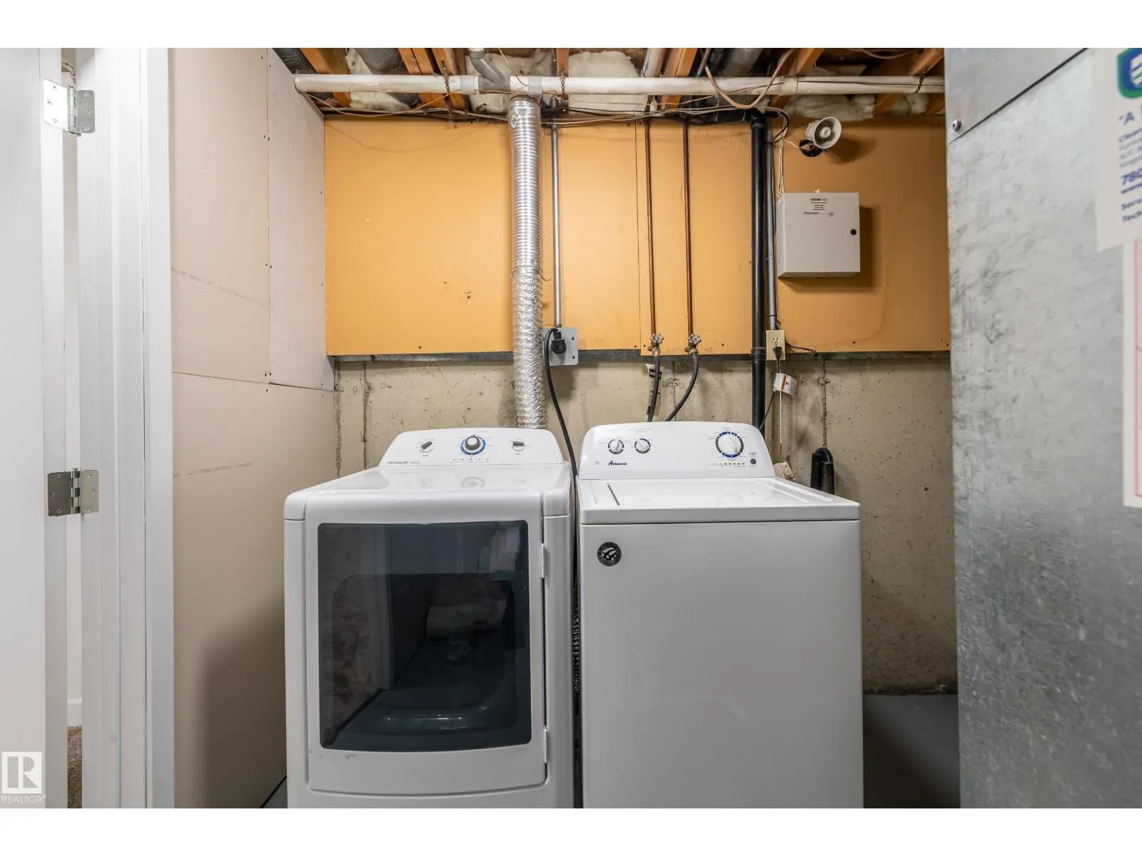 #45 14511 52 ST NW