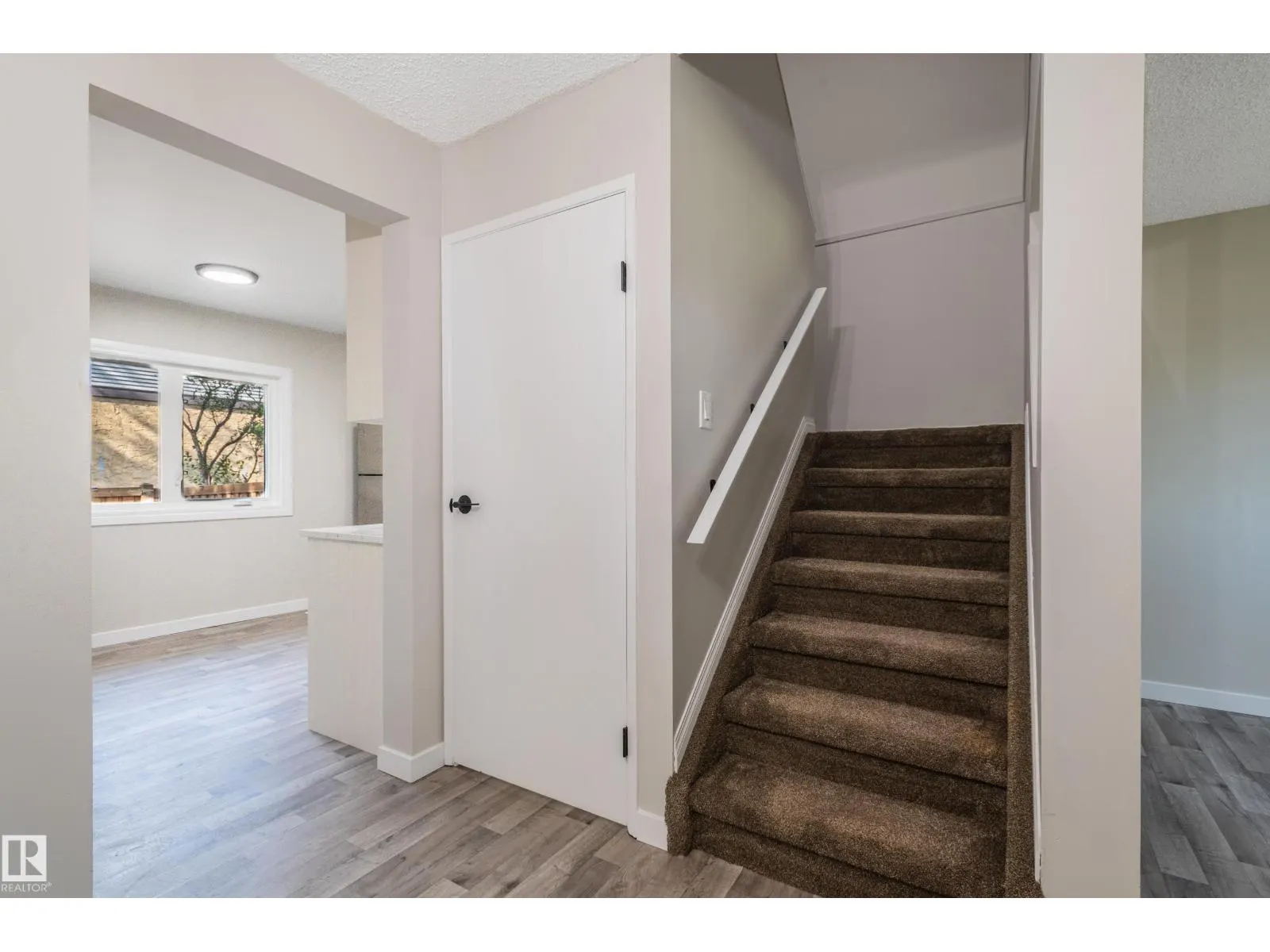 #45 14511 52 ST NW