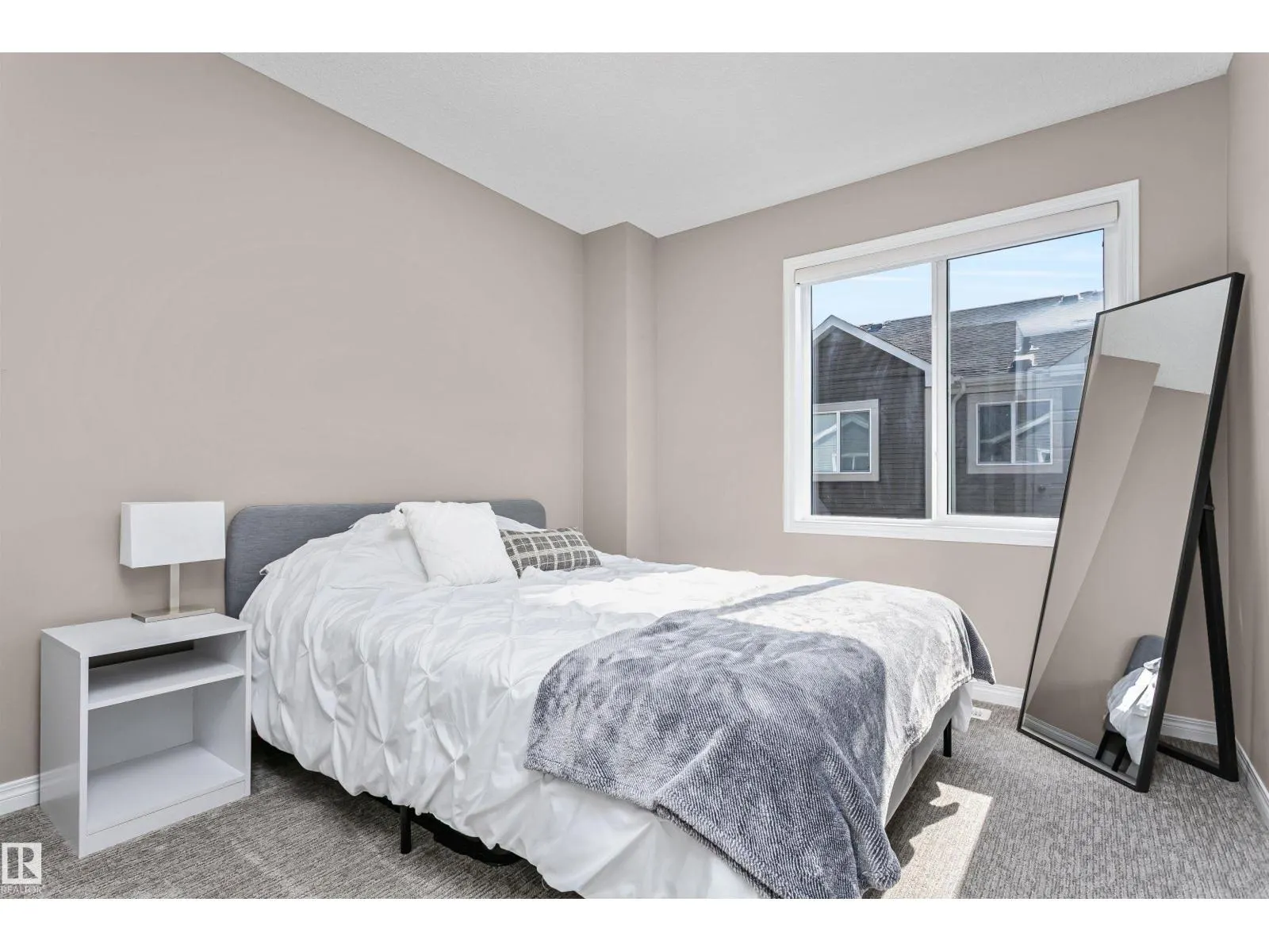 #88 2072 WONNACOTT WY SW
