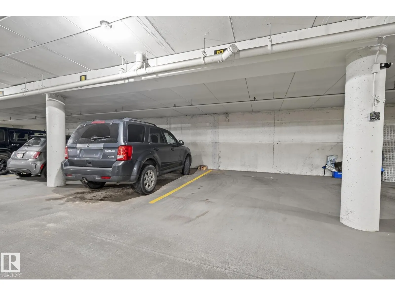 #1004 10045 118 ST NW