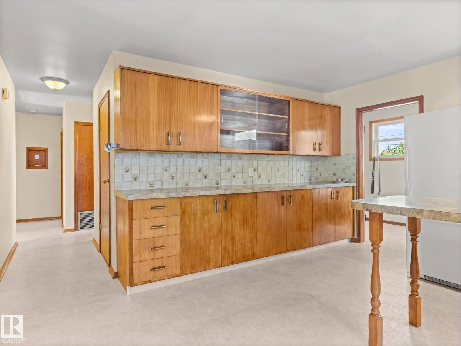 4018 115 AV NW