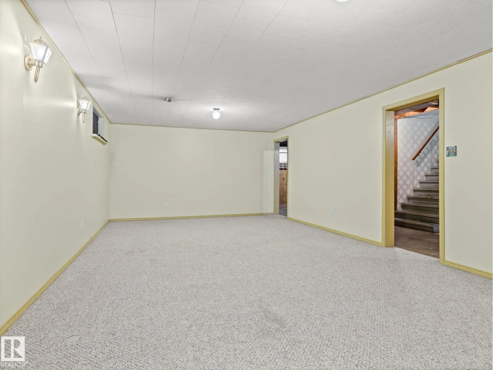 4018 115 AV NW