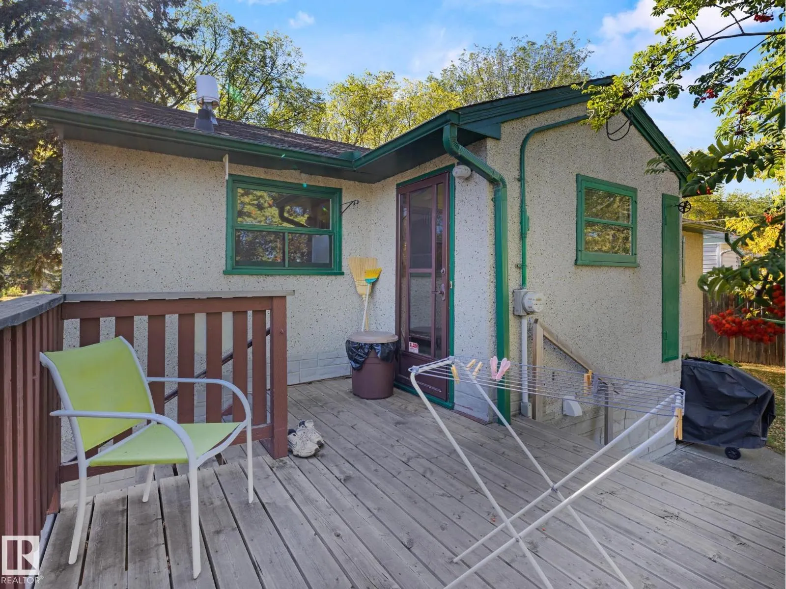 4018 115 AV NW