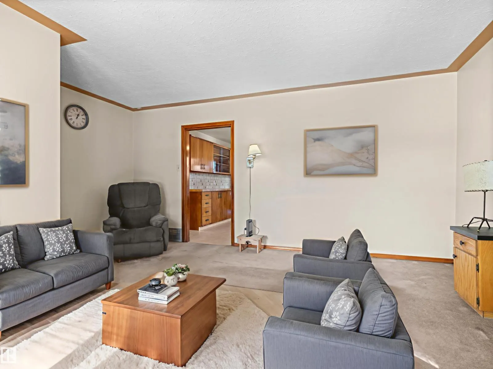 4018 115 AV NW