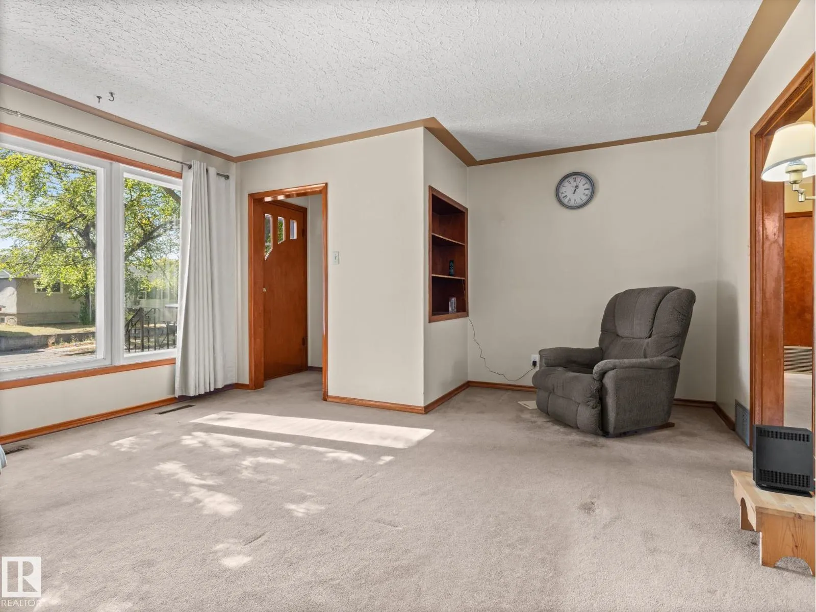 4018 115 AV NW