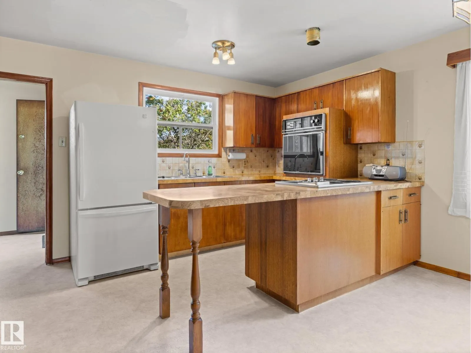 4018 115 AV NW