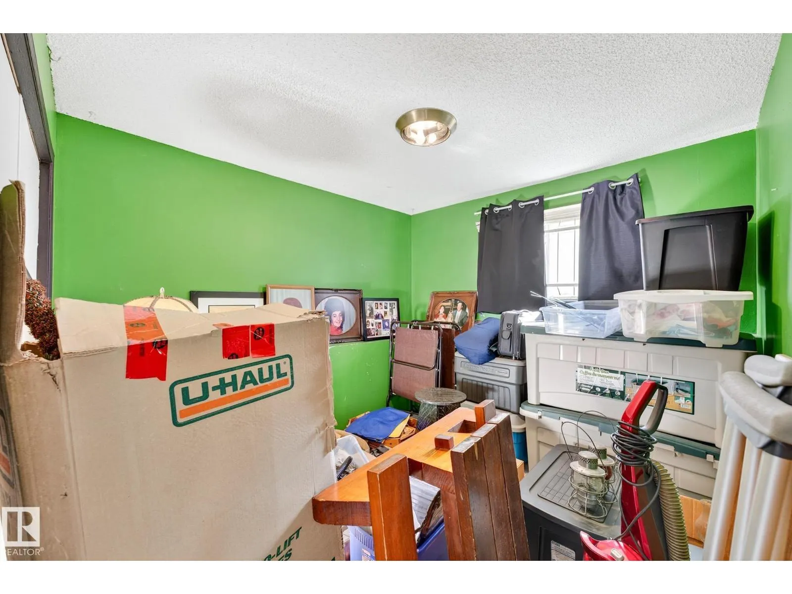 14511 37 ST NW