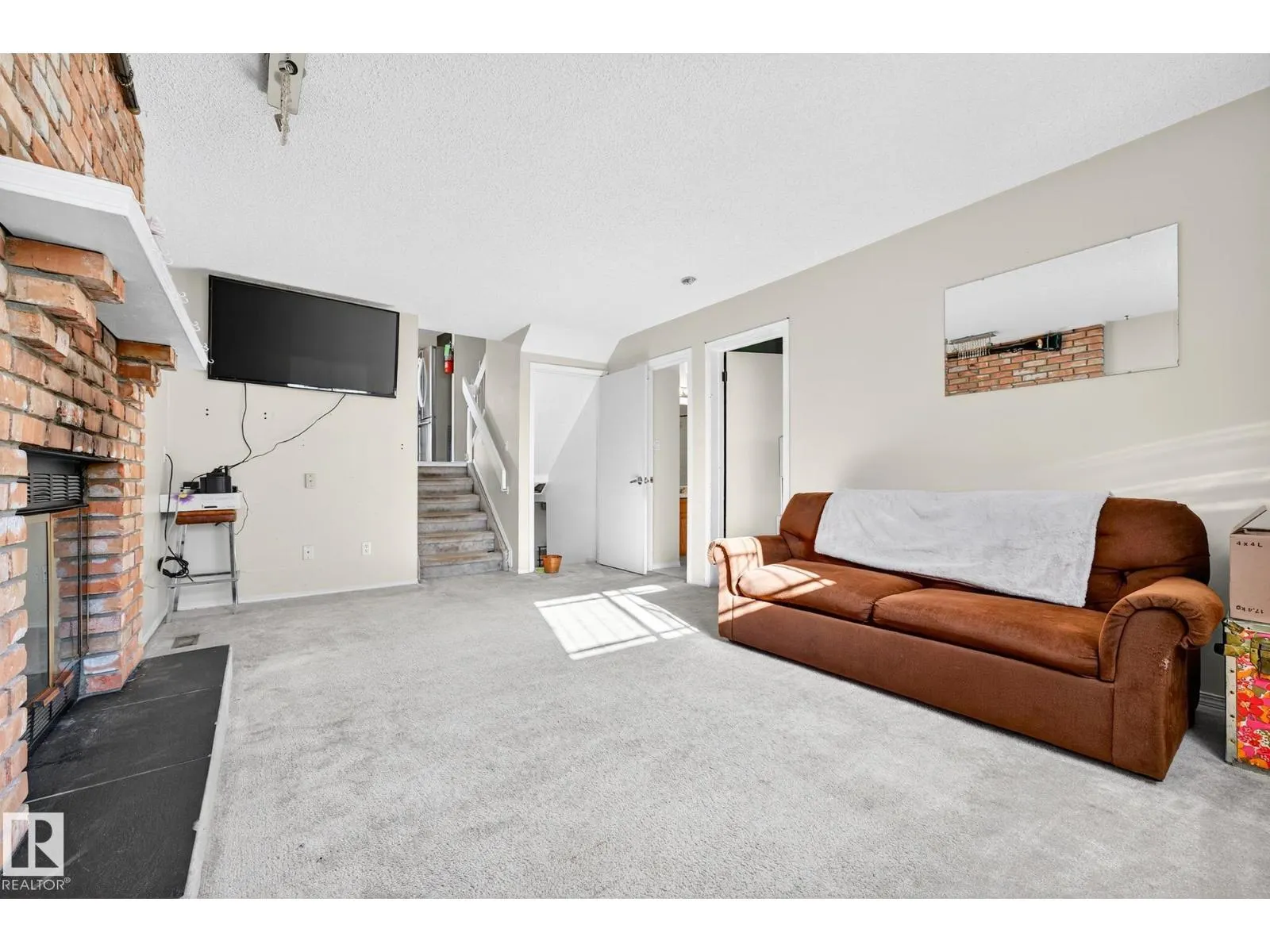 14511 37 ST NW