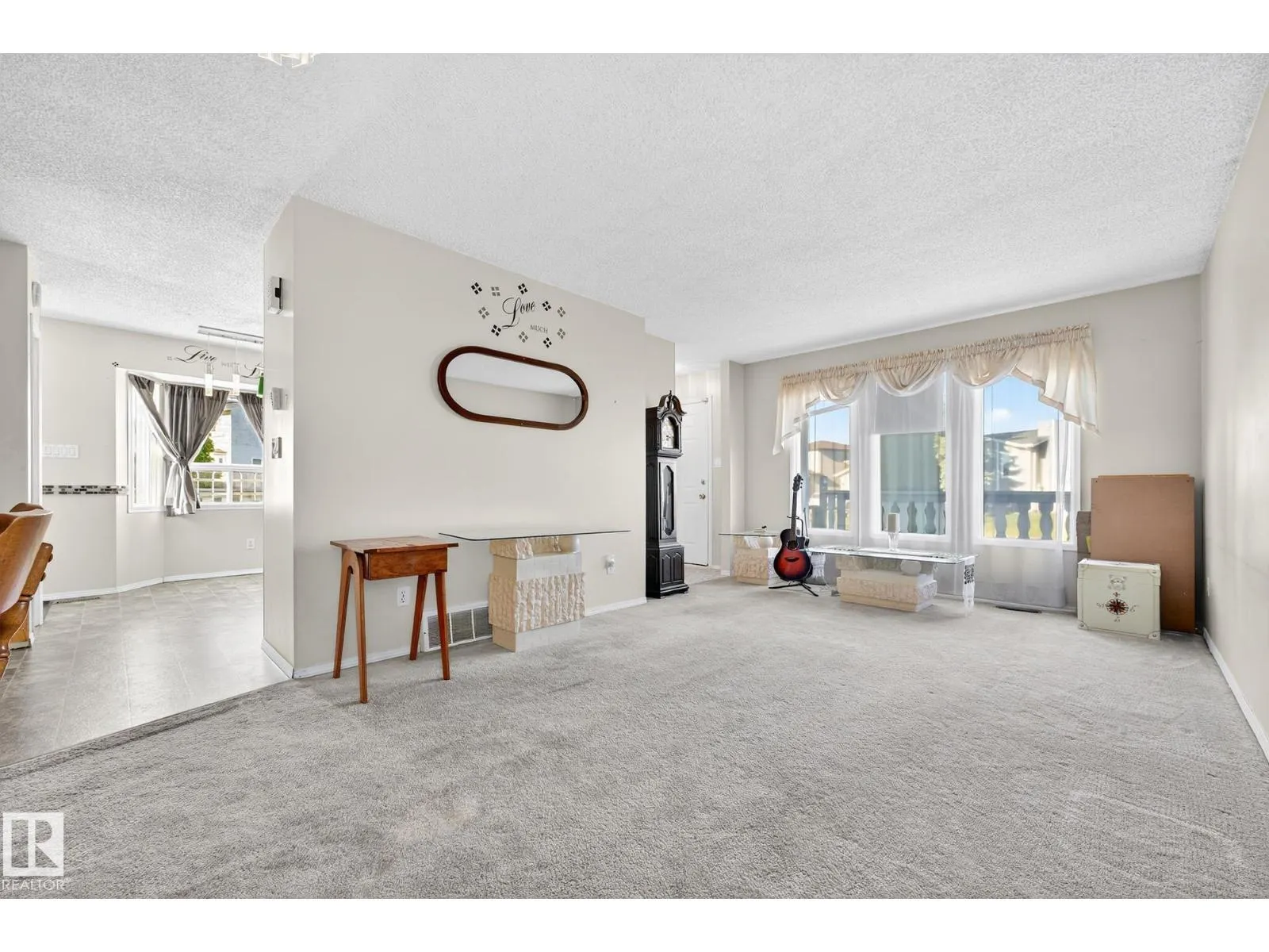 14511 37 ST NW