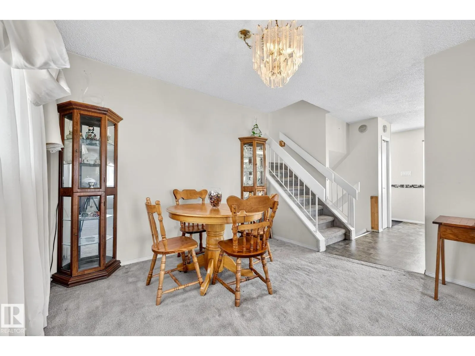 14511 37 ST NW