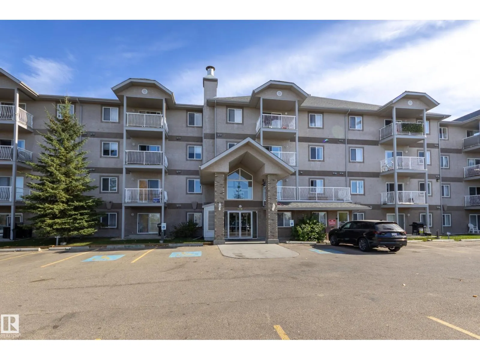 #216 240 SPRUCE RIDGE RD