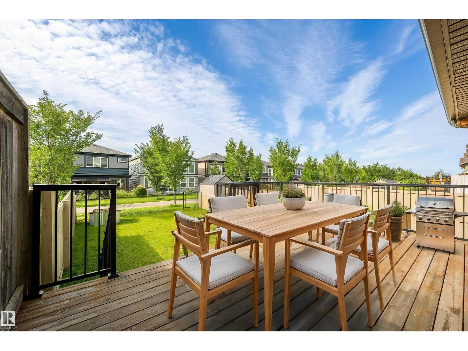 4669 CRABAPPLE RU SW