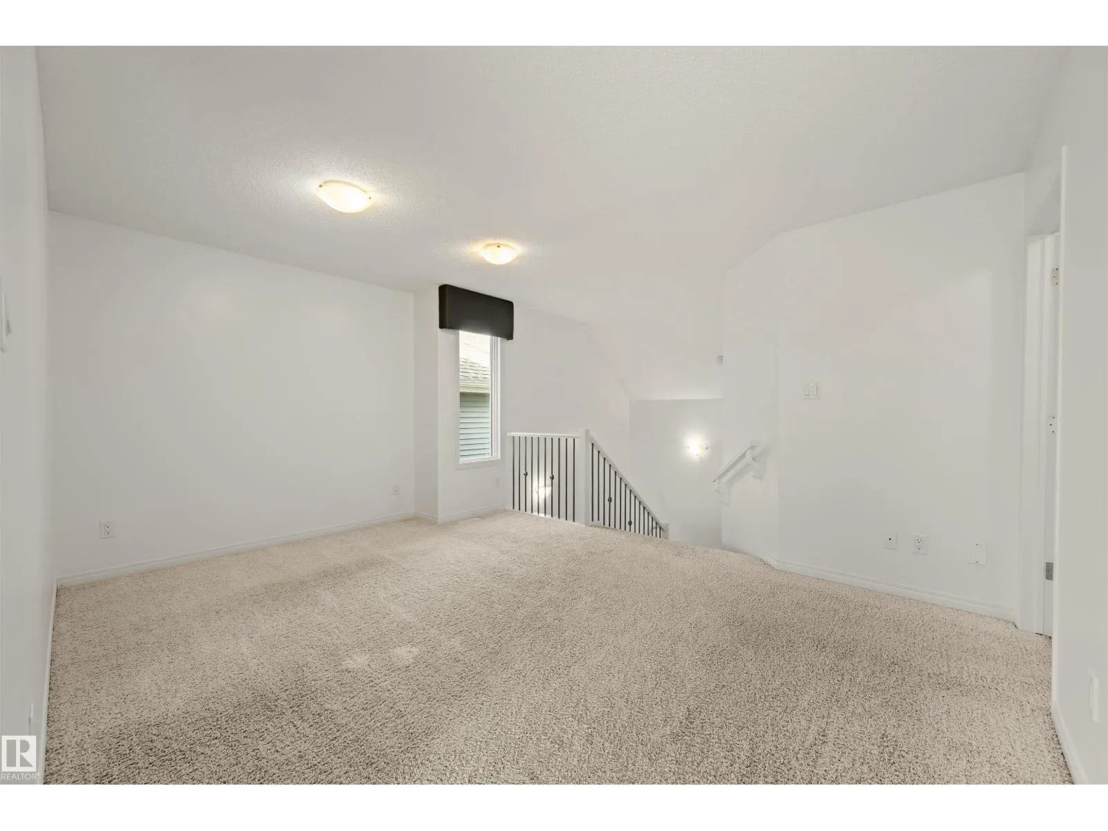 4669 CRABAPPLE RU SW