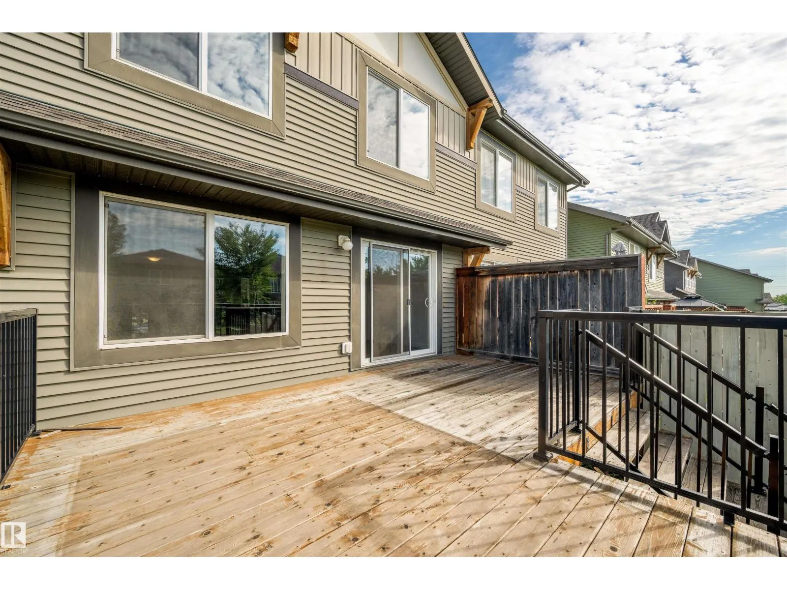 4669 CRABAPPLE RU SW