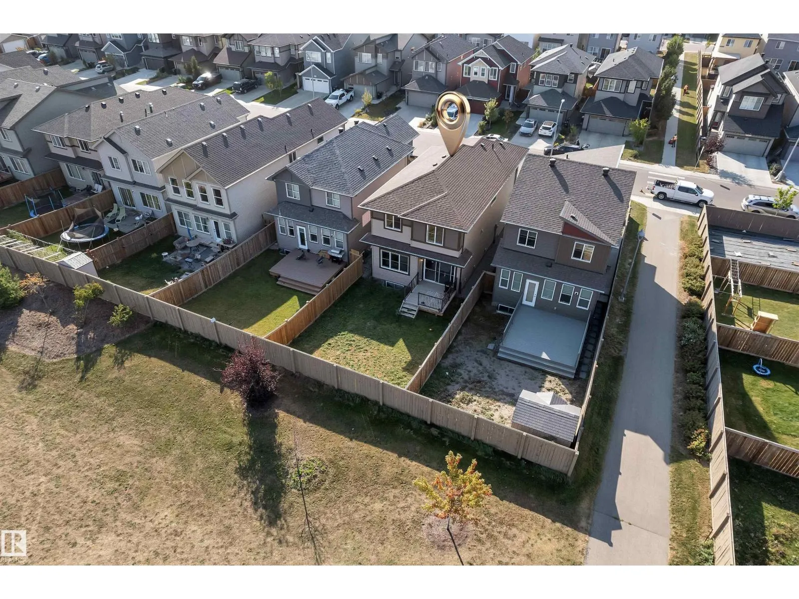 22812 96 AV NW