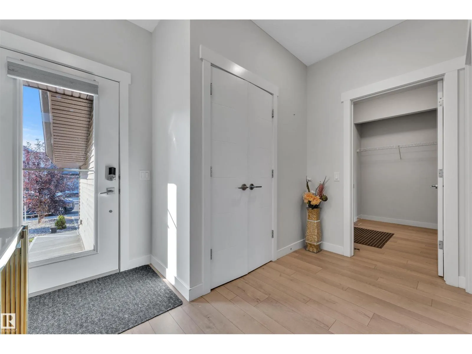 22812 96 AV NW
