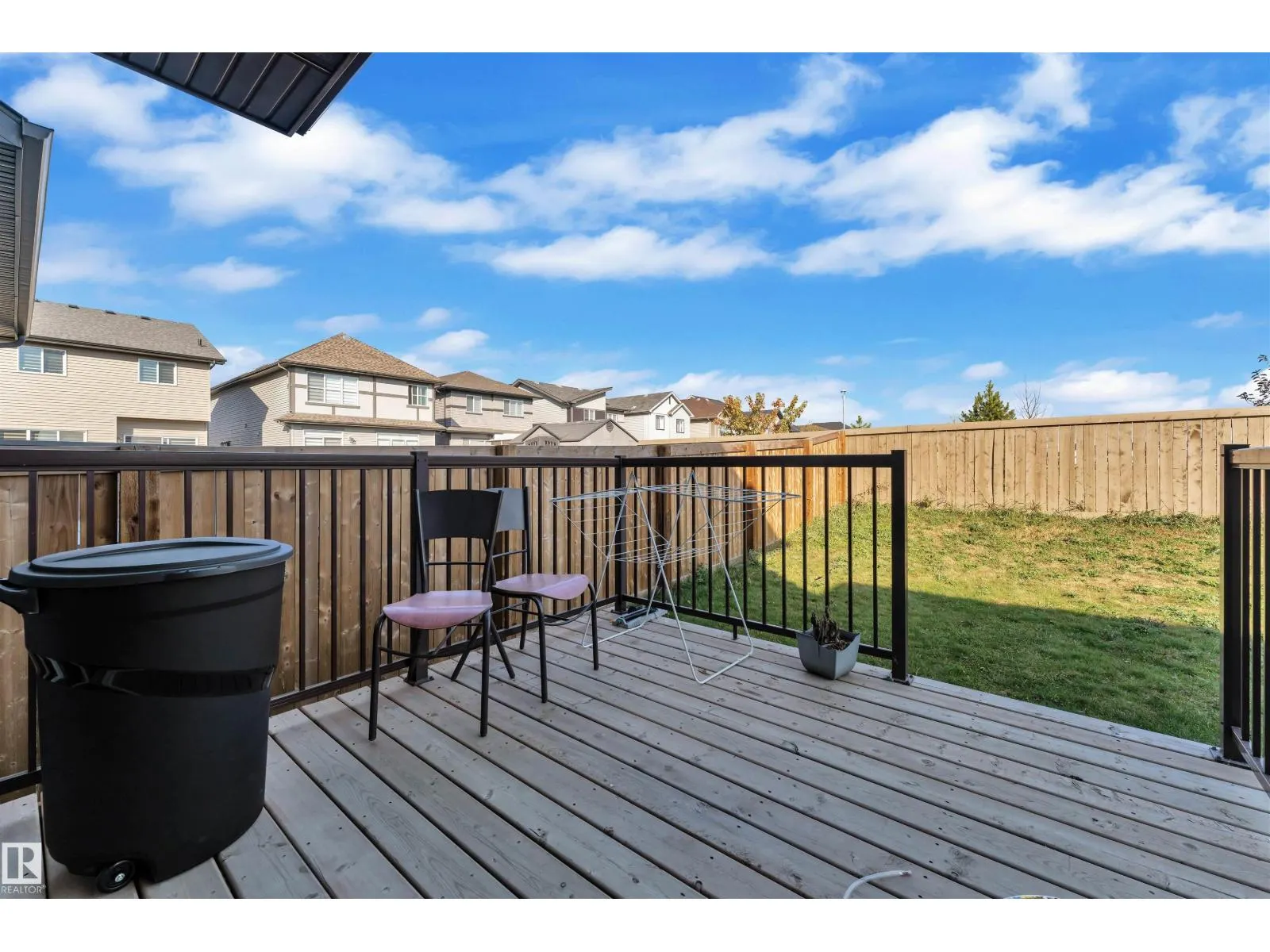 22812 96 AV NW