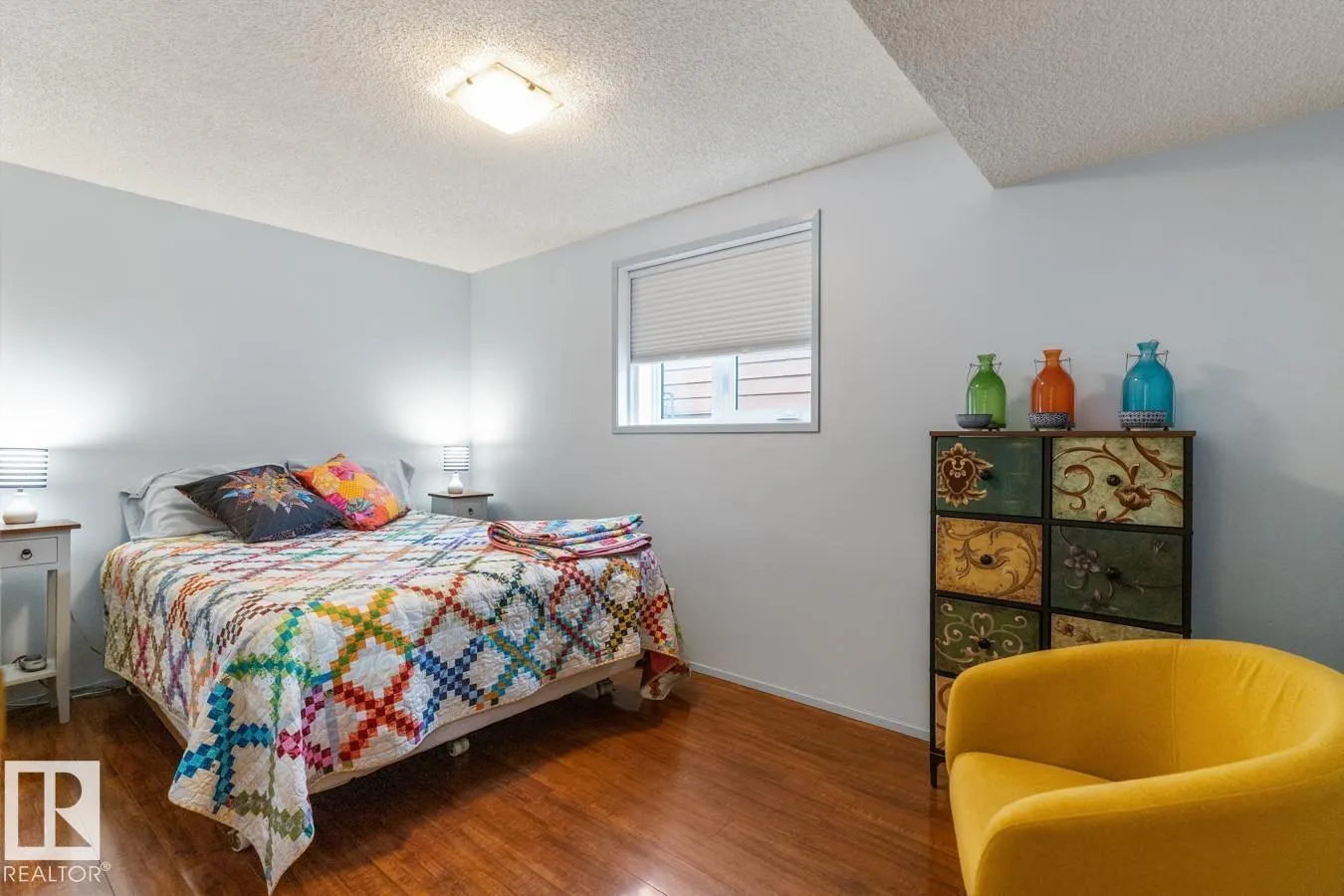 4631 10 AV NW