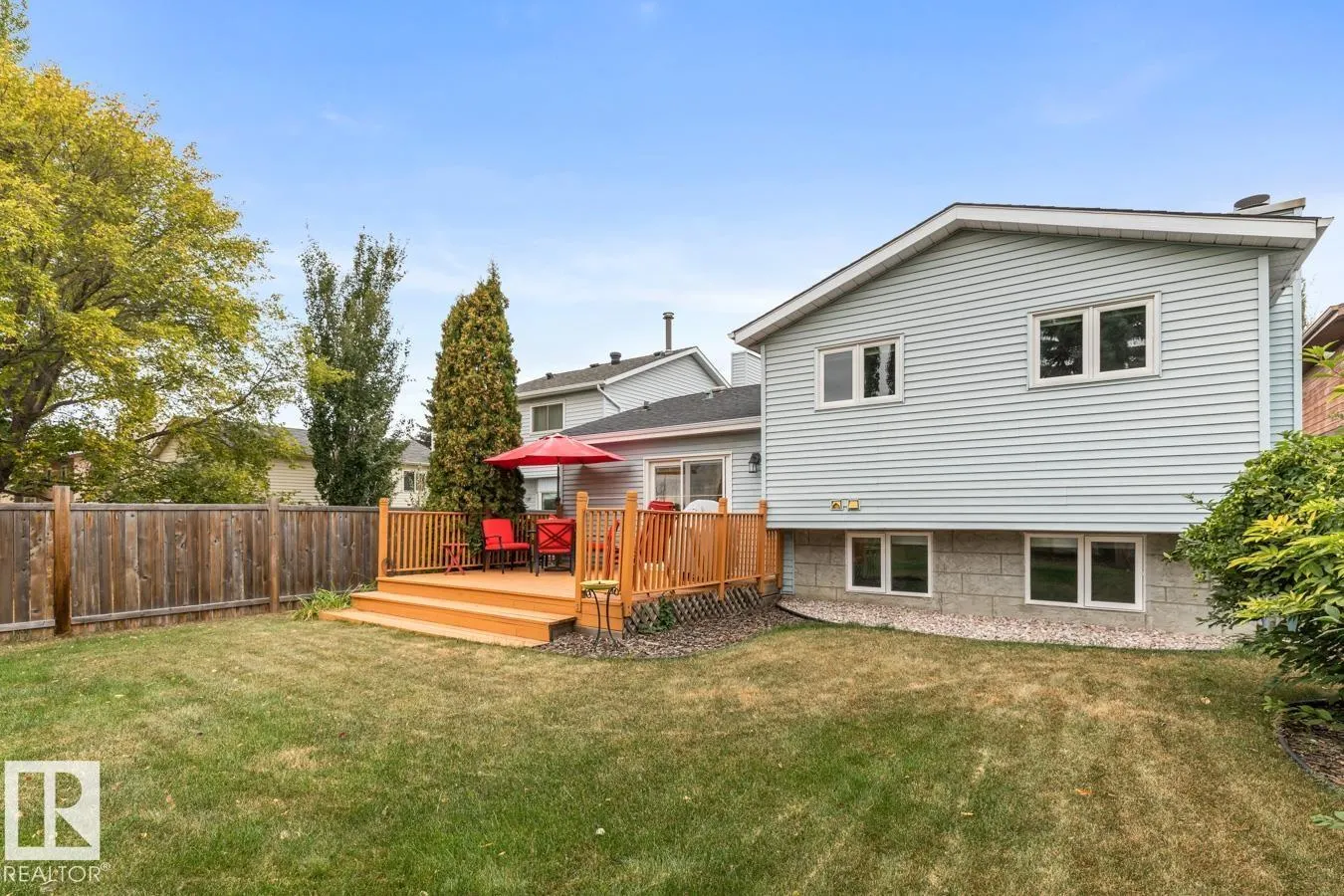 4631 10 AV NW