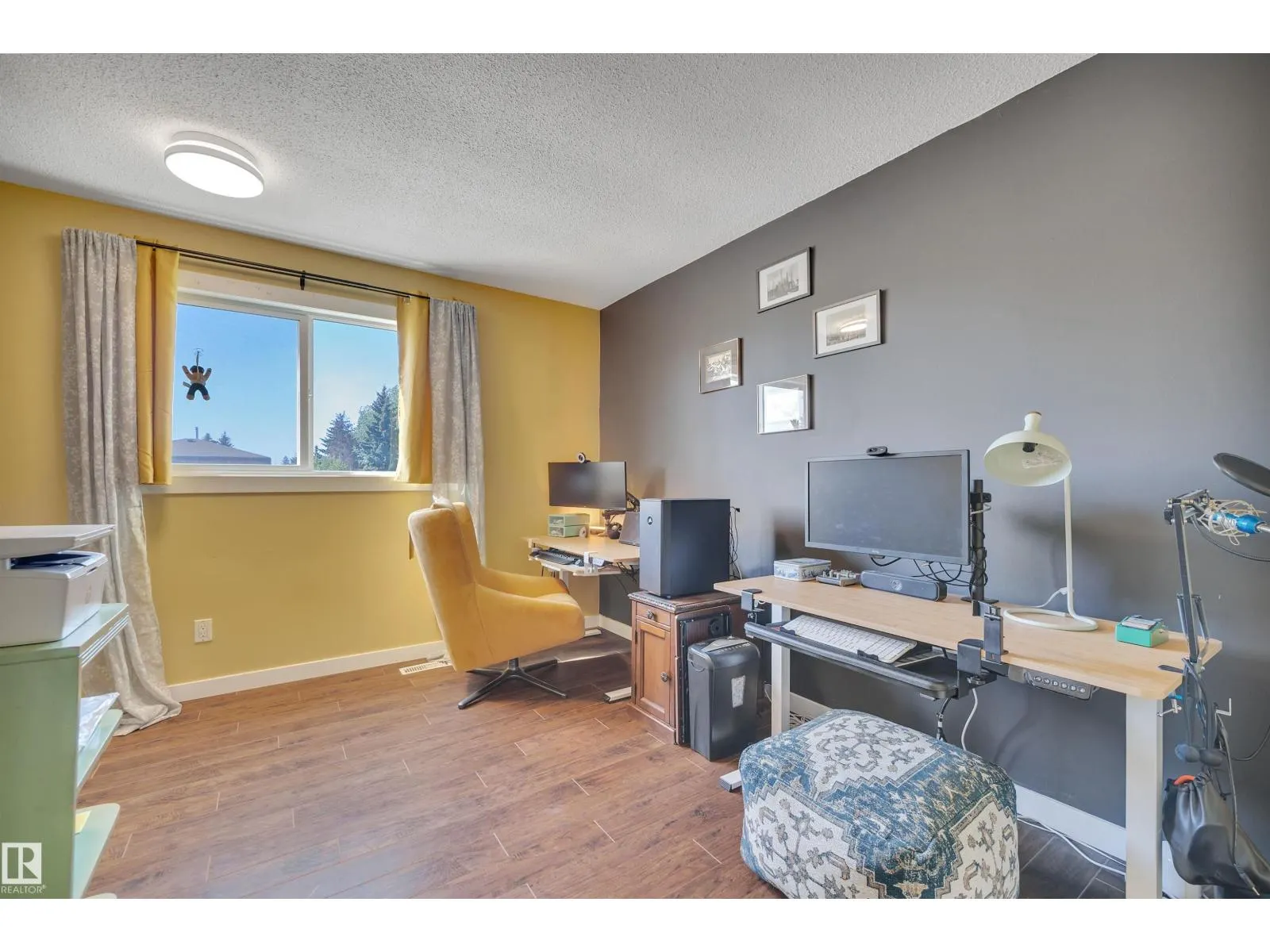 18008 75 AV NW