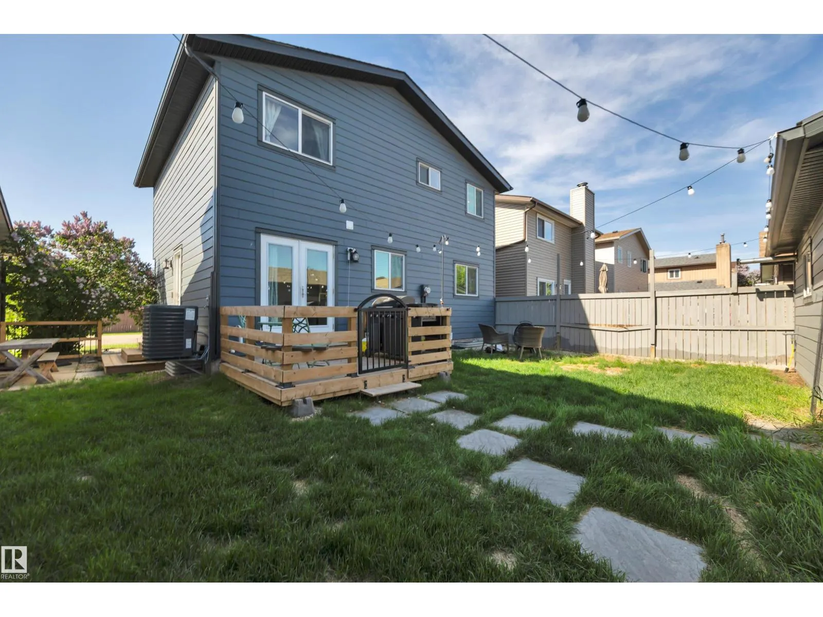 18008 75 AV NW