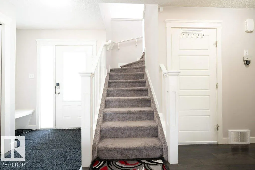 1007 158 ST SW
