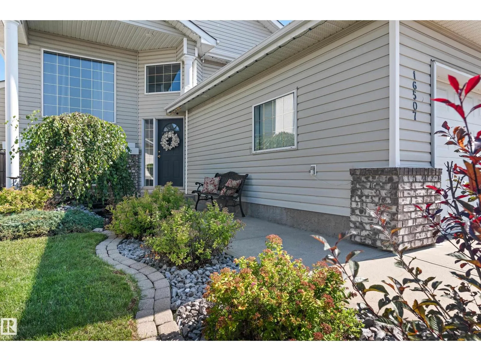 16507 81 ST NW